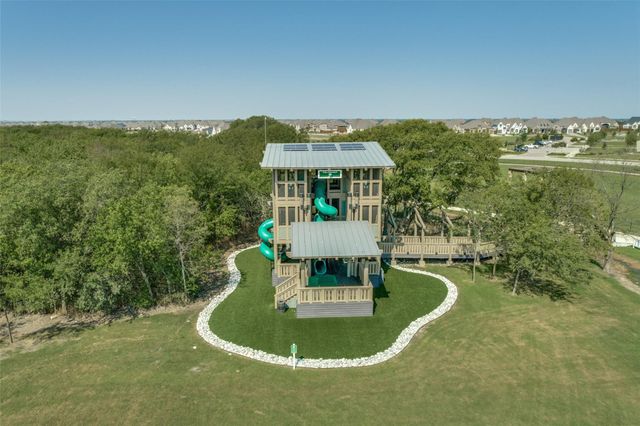 1116 Friesian Lane, Aubrey, TX 76227