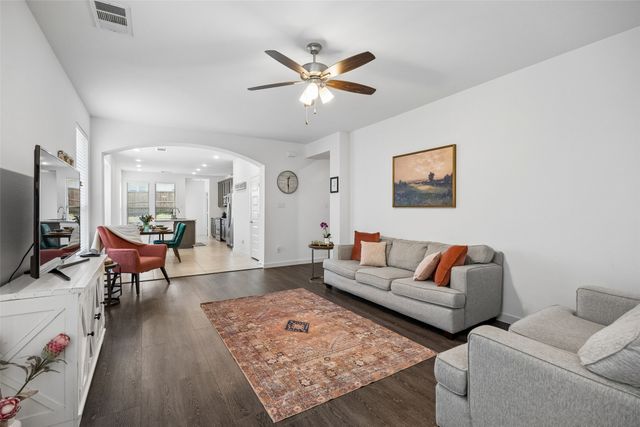 1116 Friesian Lane, Aubrey, TX 76227