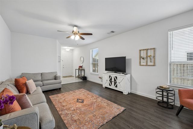 1116 Friesian Lane, Aubrey, TX 76227