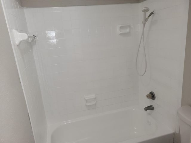 7200 W T C Jester Boulevard 2403, Houston, TX 77088