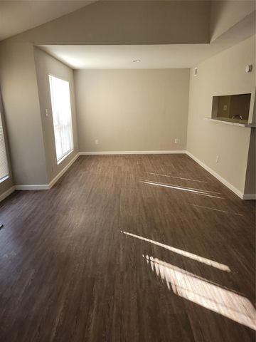 7200 W T C Jester Boulevard 2403, Houston, TX 77088