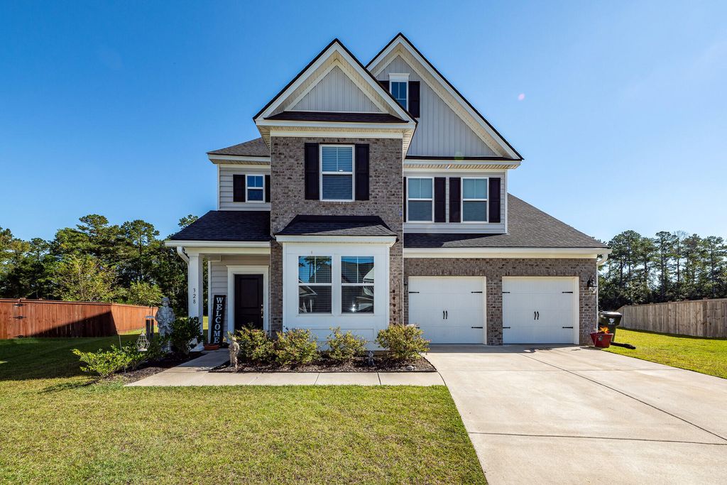 328 Firewheel Court, Summerville, SC 29486