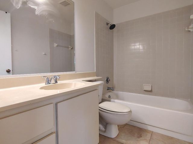 6262 Riverwalk Lane 3, Jupiter, FL 33458