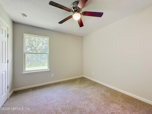 5980 SANDS POINTE Drive, Macclenny, FL 32063