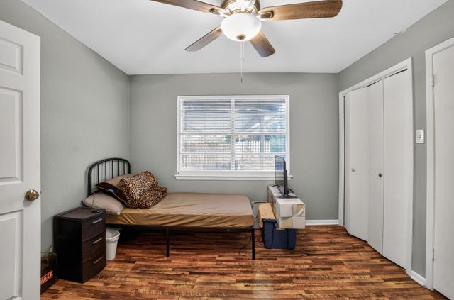 1304 E Franklin Street, Hillsboro, TX 76645