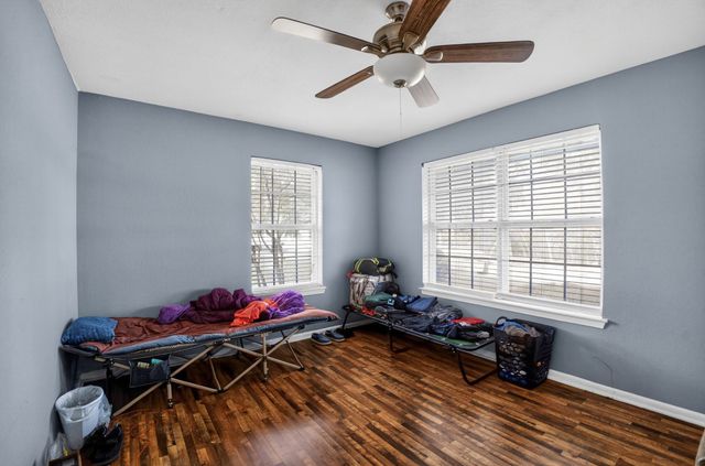 1304 E Franklin Street, Hillsboro, TX 76645