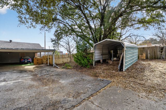 1304 E Franklin Street, Hillsboro, TX 76645