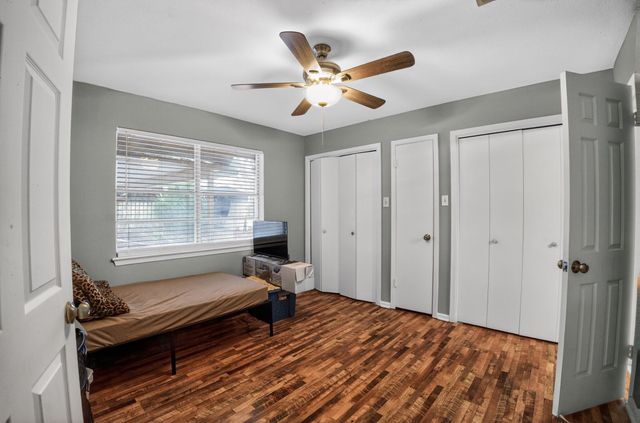 1304 E Franklin Street, Hillsboro, TX 76645