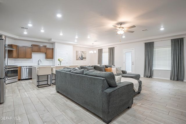 51082 Purple Mat Avenue, El Paso, TX 79934