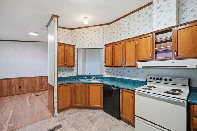 506 War Valley Road, Church Hill, TN 37642
