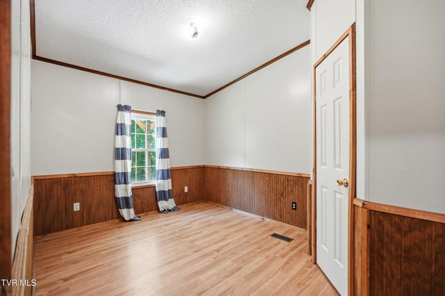 506 War Valley Road, Church Hill, TN 37642