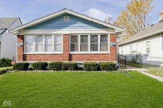 54 S 5th Avenue, Beech Grove, IN 46107