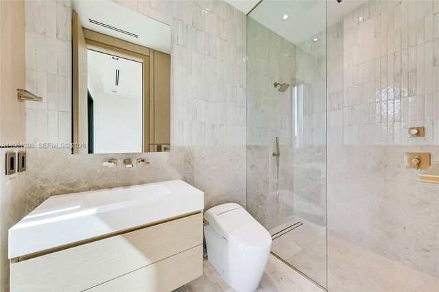 770 Lake Rd, Miami, FL 33137