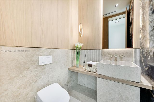 770 Lake Rd, Miami, FL 33137