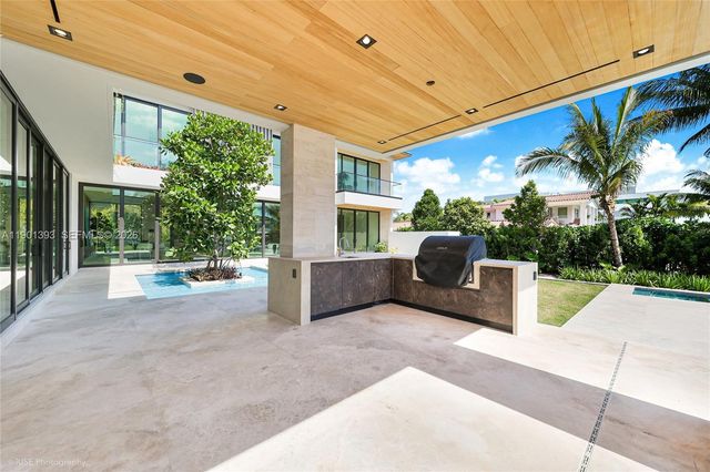 770 Lake Rd, Miami, FL 33137