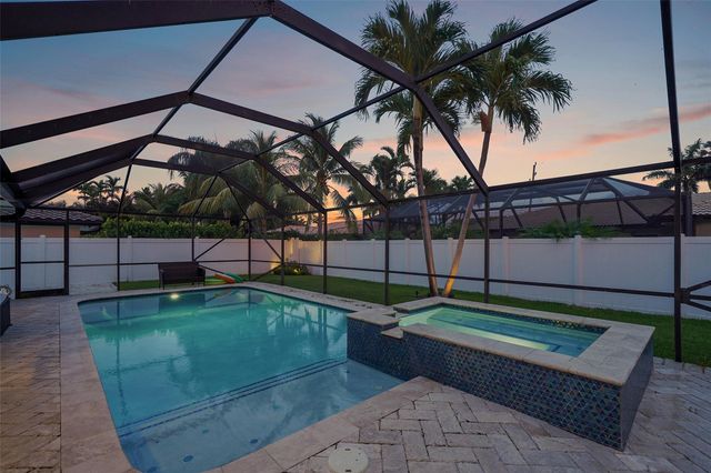 816 Appleby St, Boca Raton, FL 33487