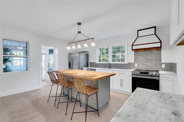 903 North A Street, Easley, SC 29640