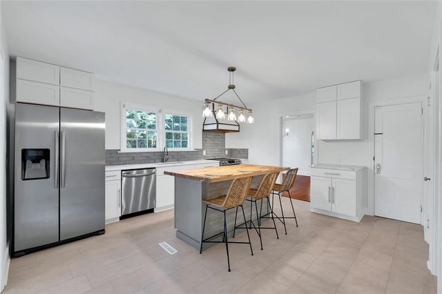 903 North A Street, Easley, SC 29640