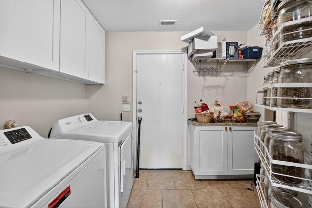 816 Rusk RD, Round Rock, TX 78665