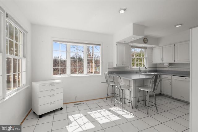 13612 JACOBS RD, Mount Airy, MD 21771