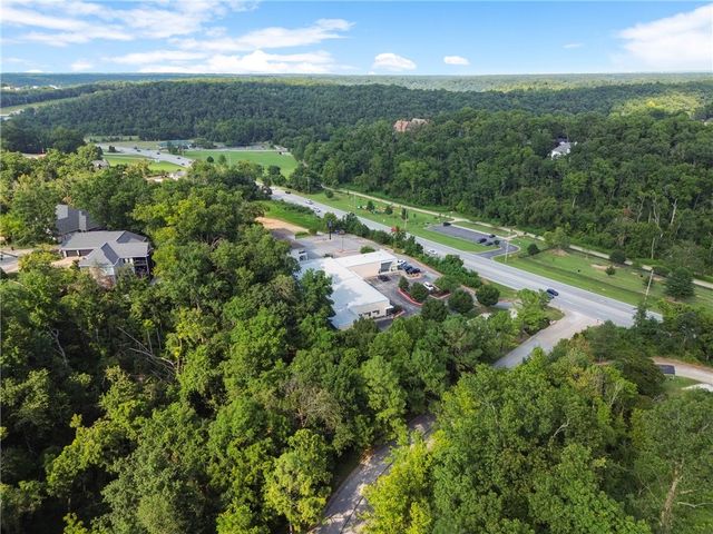 2601 N Walton Boulevard 1, Bentonville, AR 72712