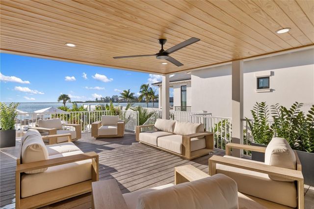 4046 HIGEL AVENUE, Sarasota, FL 34242