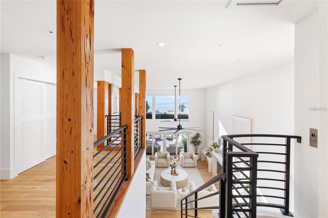 4046 HIGEL AVENUE, Sarasota, FL 34242