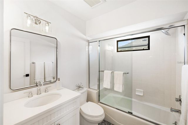 4046 HIGEL AVENUE, Sarasota, FL 34242