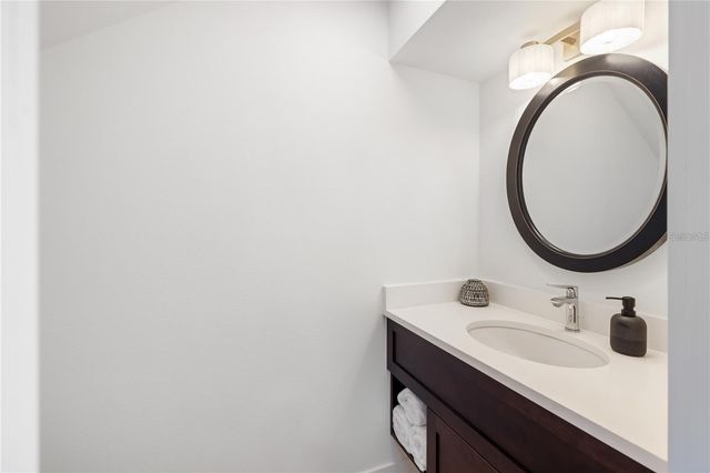 4046 HIGEL AVENUE, Sarasota, FL 34242