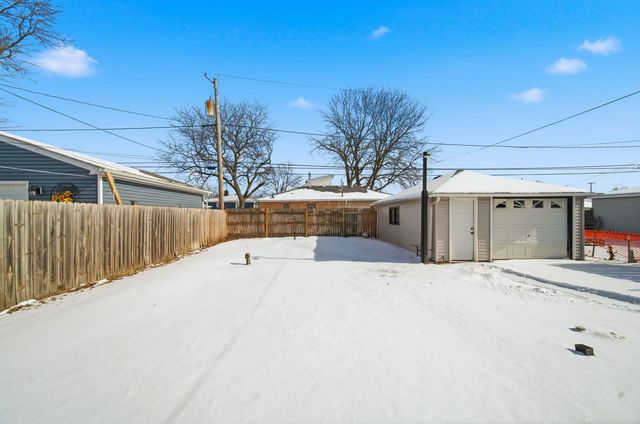 513 Price Avenue, Calumet City, IL 60409