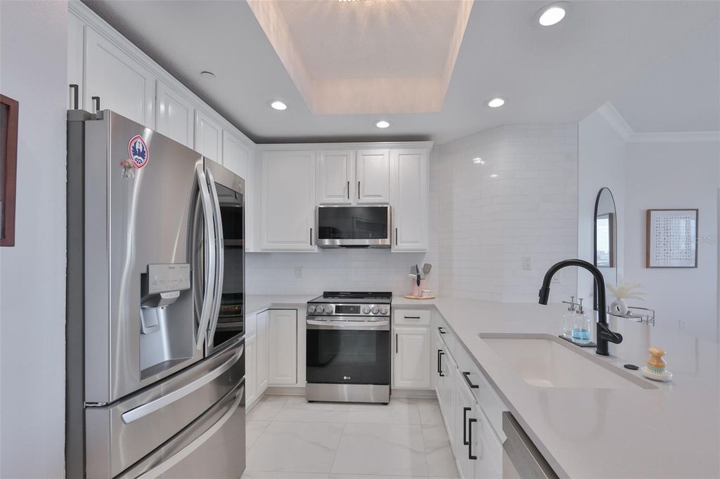 Image 10 of property listing at 449 S 12TH STREET 802, Tampa, FL 33602