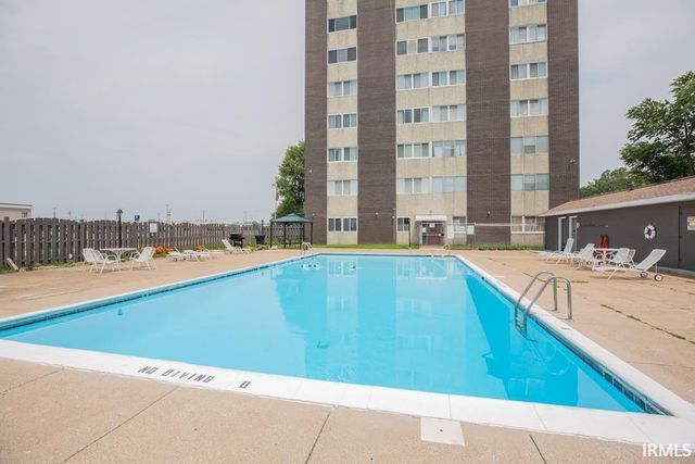 1100 Erie Ave Unit 802, Evansville, IN 47715