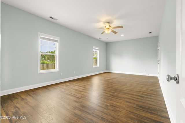 1510 Stones Edge Loop, Wilmington, NC 28405