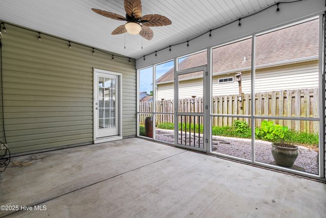 1510 Stones Edge Loop, Wilmington, NC 28405