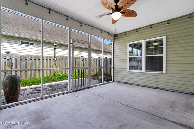 1510 Stones Edge Loop, Wilmington, NC 28405
