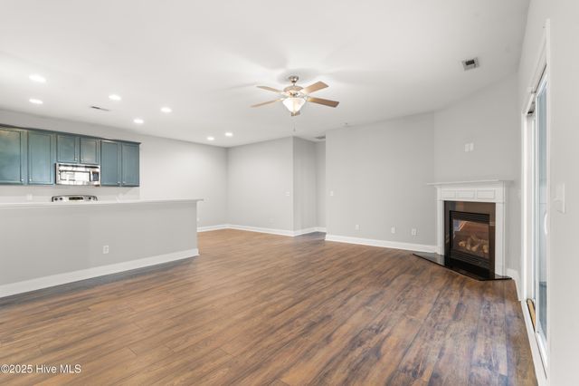 1510 Stones Edge Loop, Wilmington, NC 28405