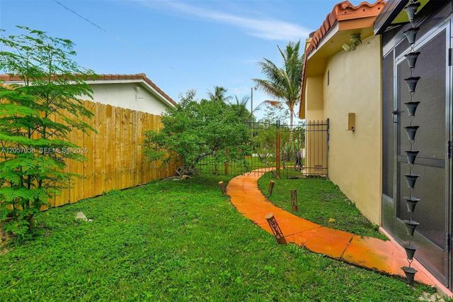 4120 NW 78th Ln, Coral Springs, FL 33065