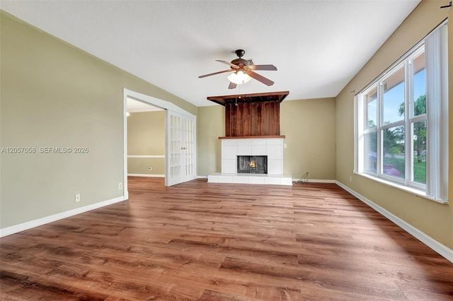 4120 NW 78th Ln, Coral Springs, FL 33065