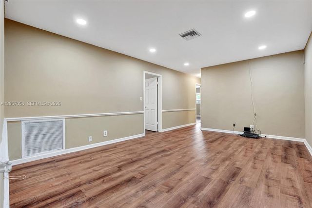 4120 NW 78th Ln, Coral Springs, FL 33065