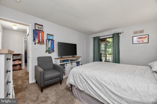 132 BASSWOOD CT, Warrington, PA 18976