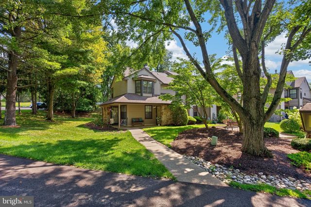 132 BASSWOOD CT, Warrington, PA 18976