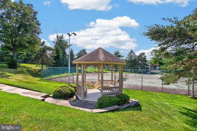 132 BASSWOOD CT, Warrington, PA 18976