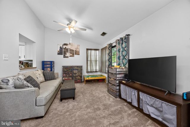 132 BASSWOOD CT, Warrington, PA 18976