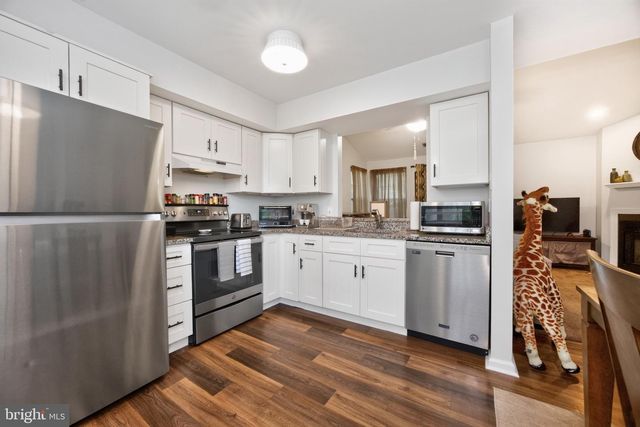 132 BASSWOOD CT, Warrington, PA 18976