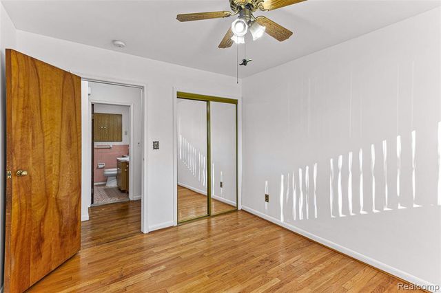 5743 Plainfield Street, Dearborn Heights, MI 48127