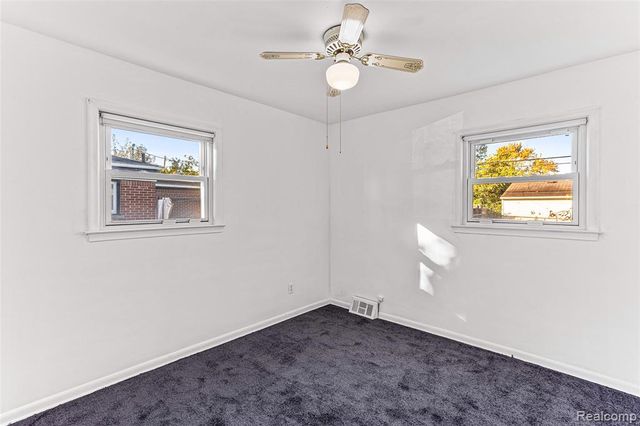 5743 Plainfield Street, Dearborn Heights, MI 48127