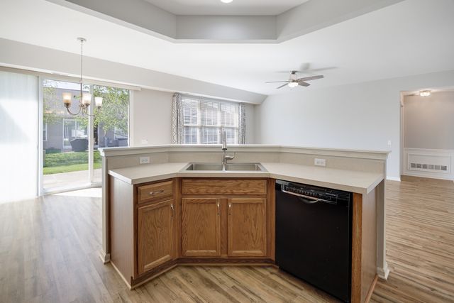 11286 Bellflower Lane, Huntley, IL 60142