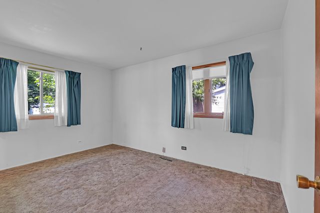 36672 N Traer Terrace, Gurnee, IL 60031