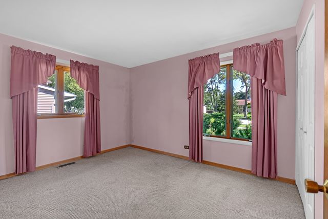 36672 N Traer Terrace, Gurnee, IL 60031