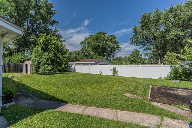 36672 N Traer Terrace, Gurnee, IL 60031